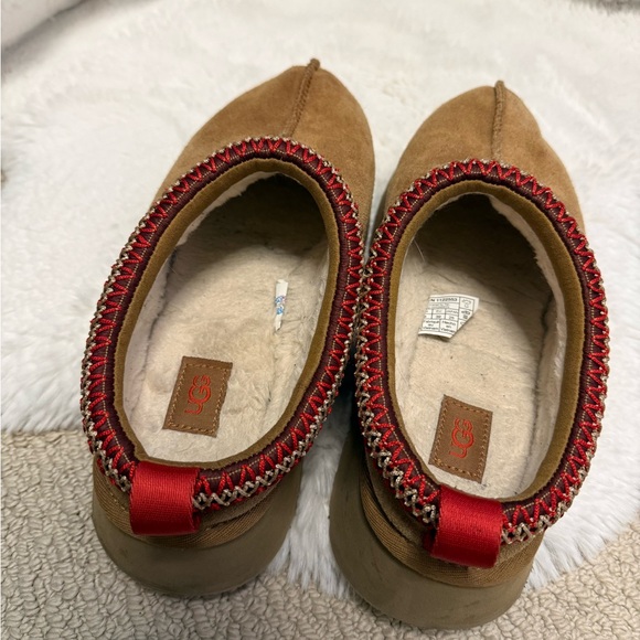 UGG Women's chestnut Tazz II platform clogs size 8 - Picture 2 of 5